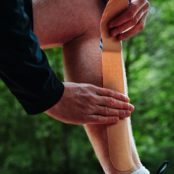 SPORTTAPE® Extra Sticky - Kinesiology Tape 5 cm x 5 m, beige