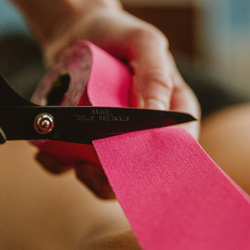 SPORTTAPE Extra Sticky taśma kinesiology 5 cm x 5 m kolor różowy